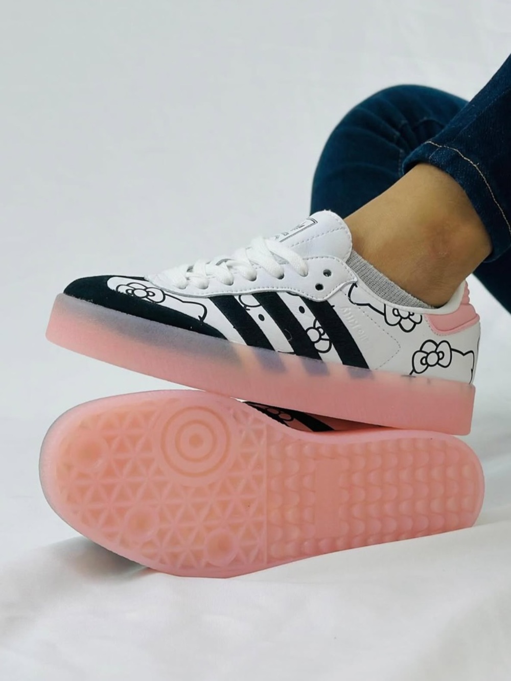 Hello Kitty x adidas Wmns Sambae 'White Black Clear Pink' - 9 - Picture 4 of 4